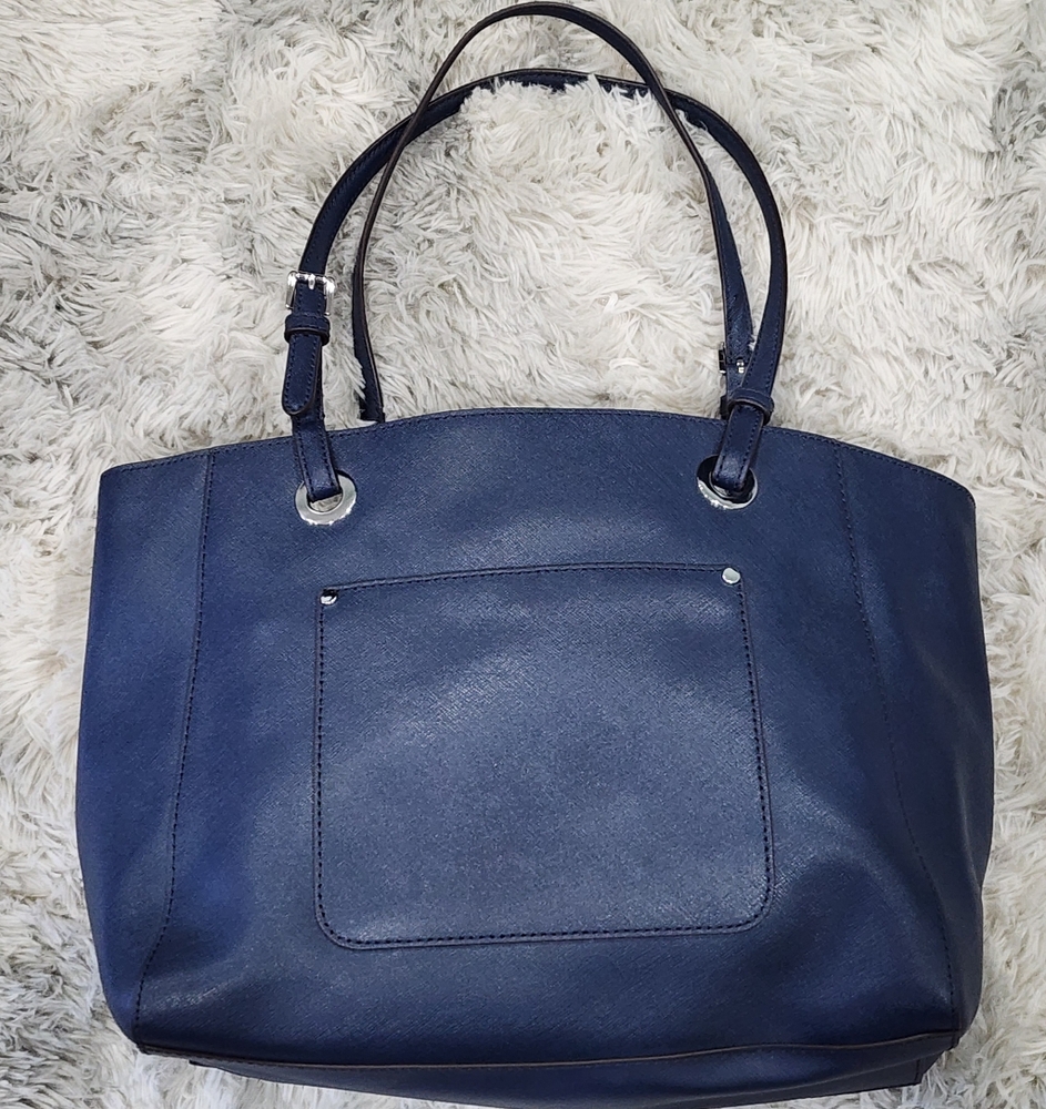 MICHAEL KORS | Jet Set Travel Tote Color | Navy Blue - Picture 3 of 13